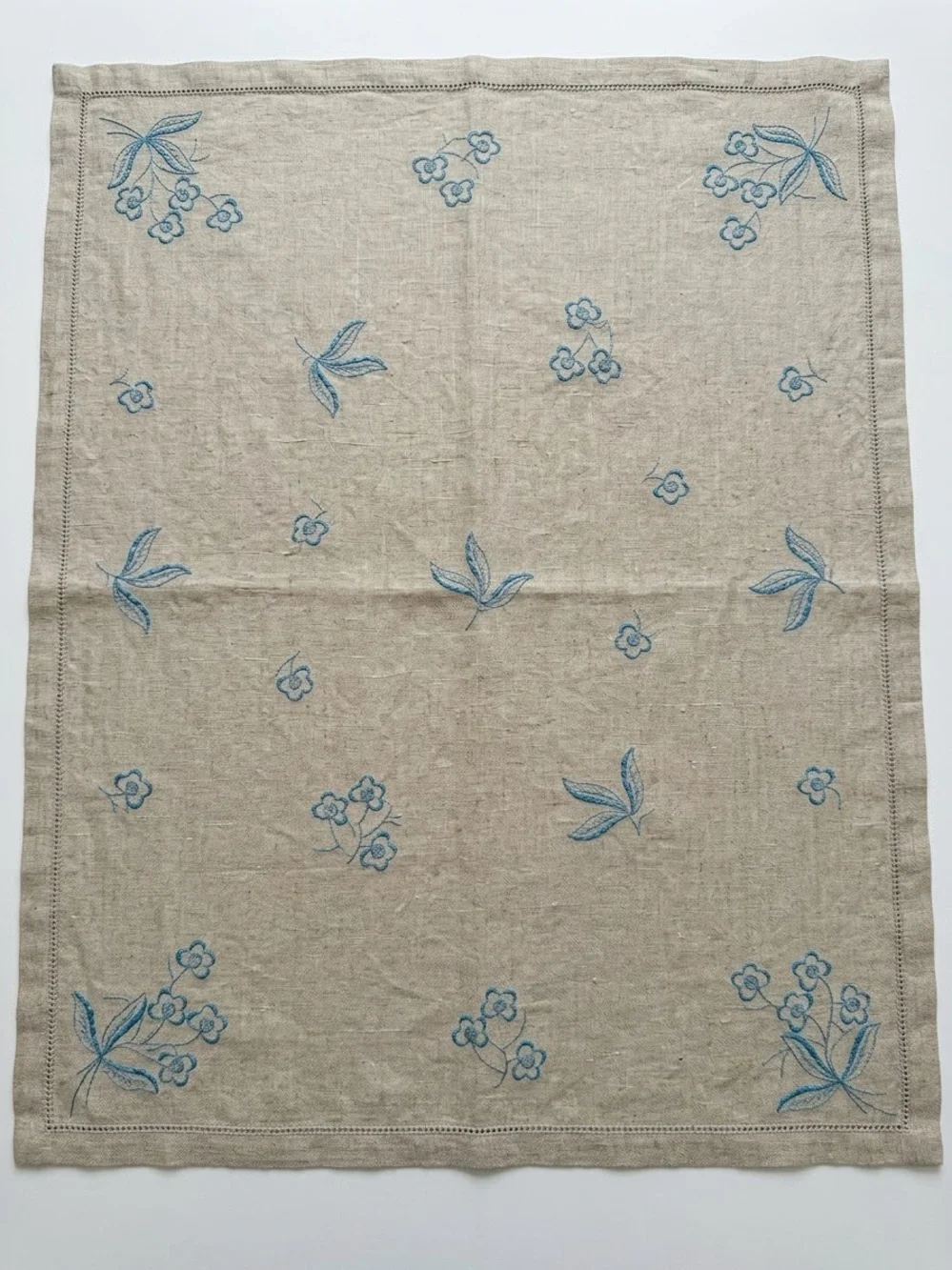 Natural Flax Linen Tablecloth Embroidered Blue Floral 64x80 EUC